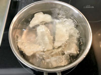冷凍餃子（水餃子）の場合の調理方法